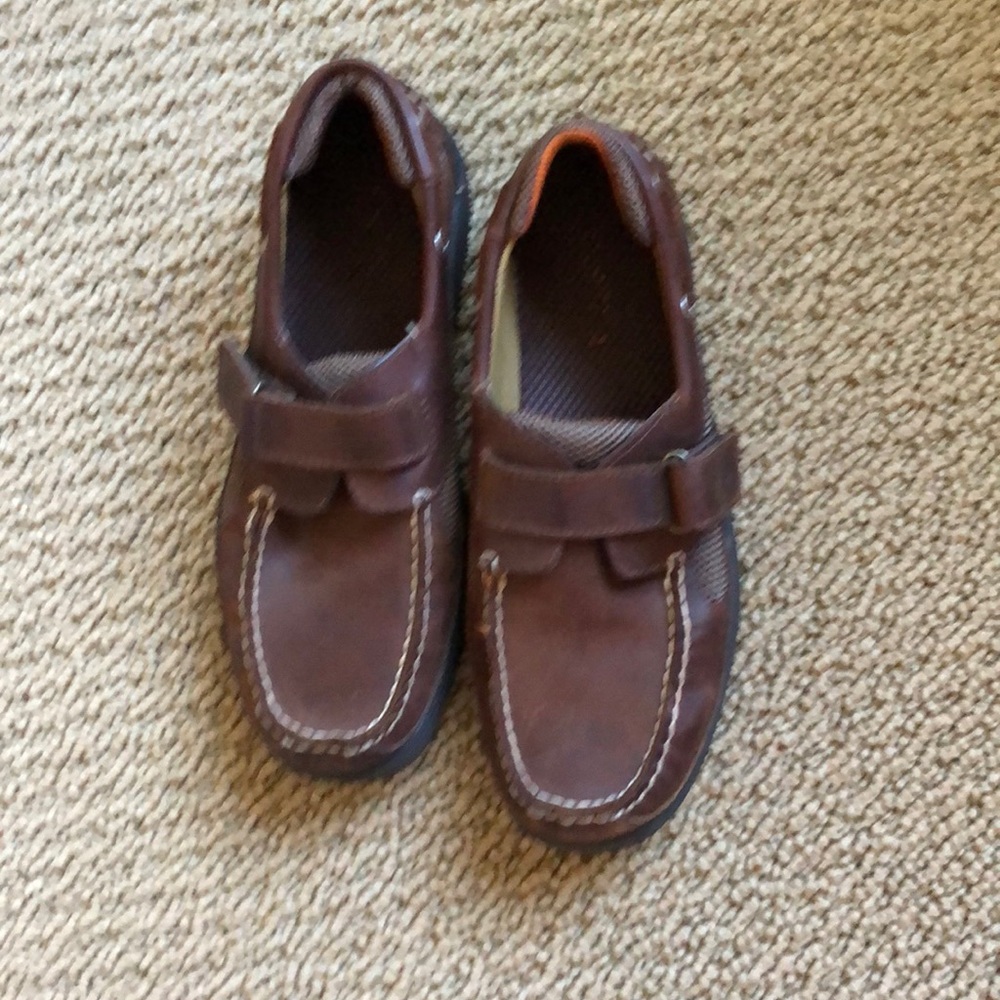 Boys Sperry loafers